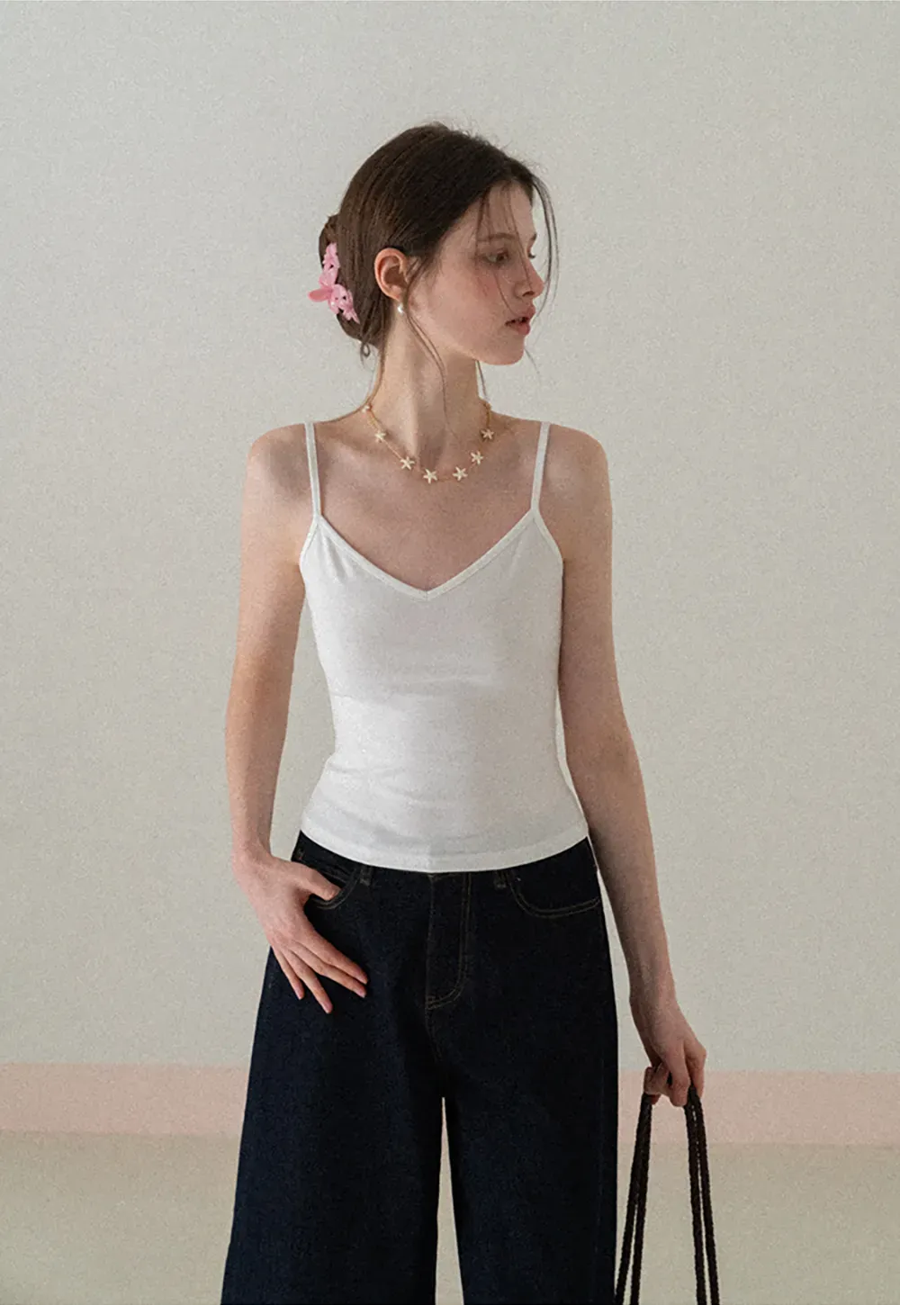 V neck thin strap fitted tank top