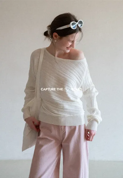 Wide leg high waist denim pants with belt loops