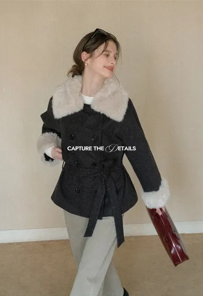 Wide leg high waist denim jeans with belt loop design