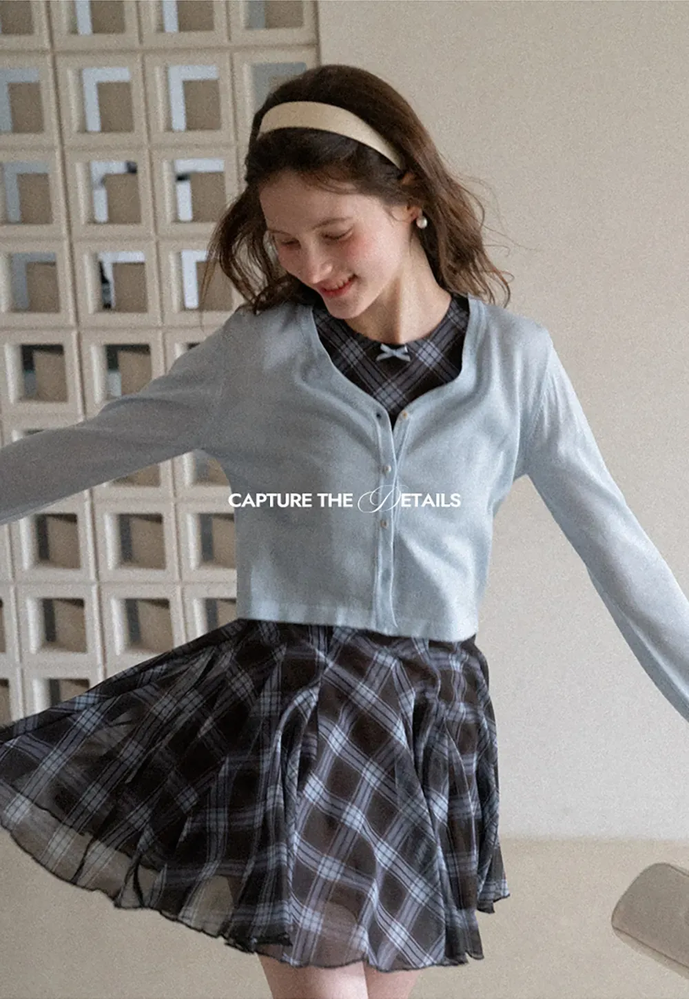 Lightweight Long Sleeve Cropped Knit Top