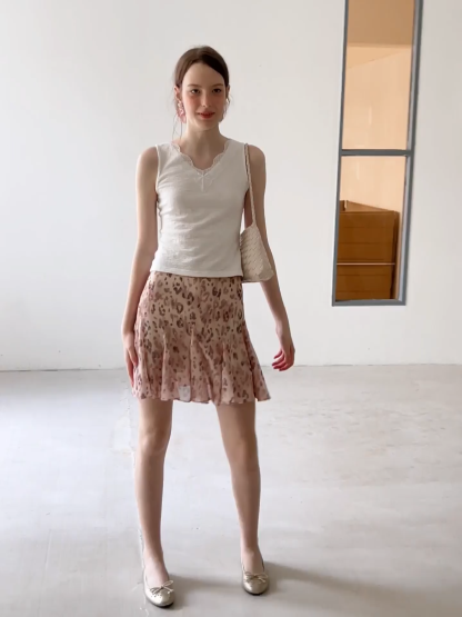 Leopard Print Ruffled Hem Skirt
