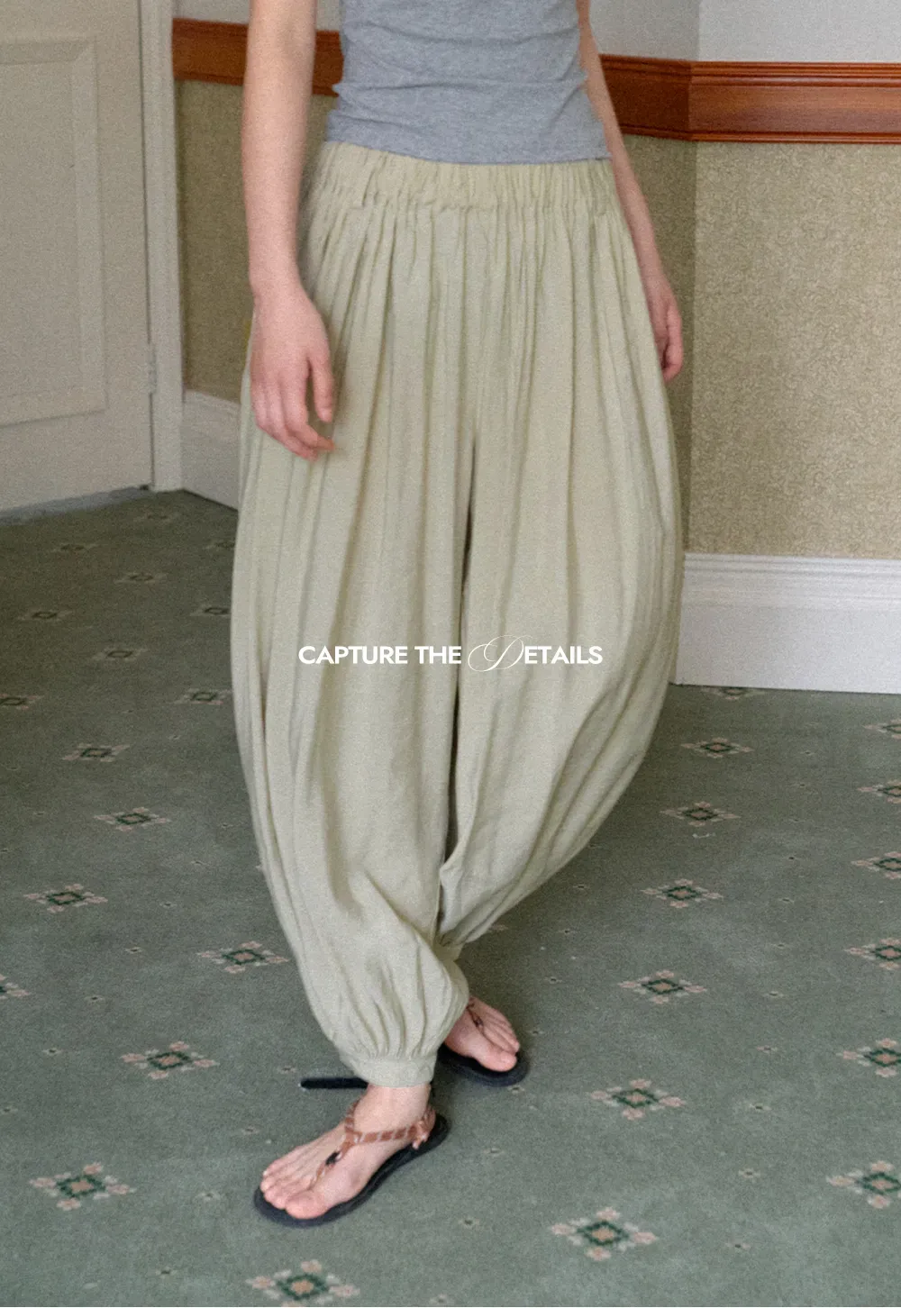 Loose Fit Elastic Waist Wide Leg Pants