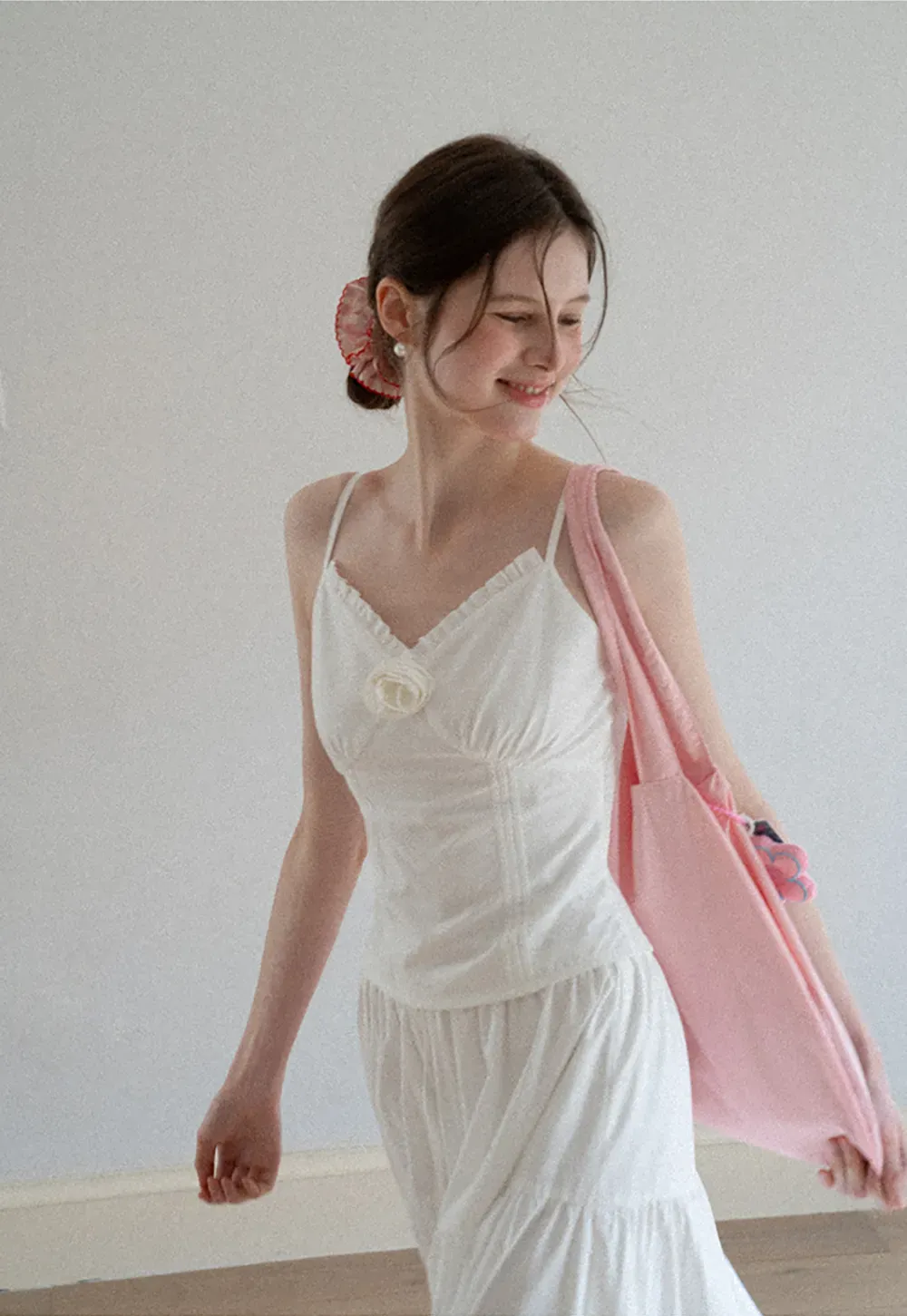 V neck sleeveless dress with floral embellishment