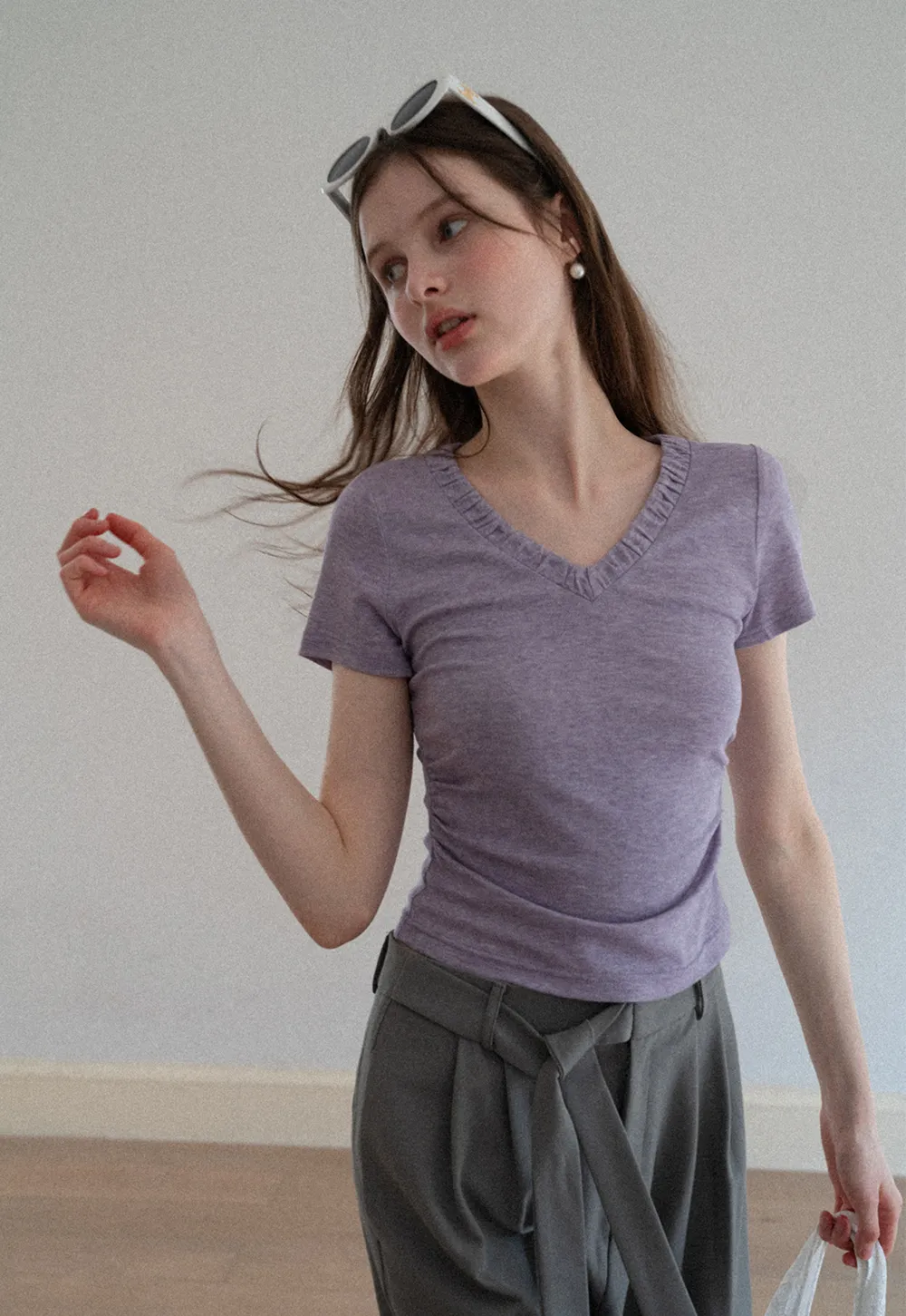 V neck short sleeve t shirt with ruffled trim