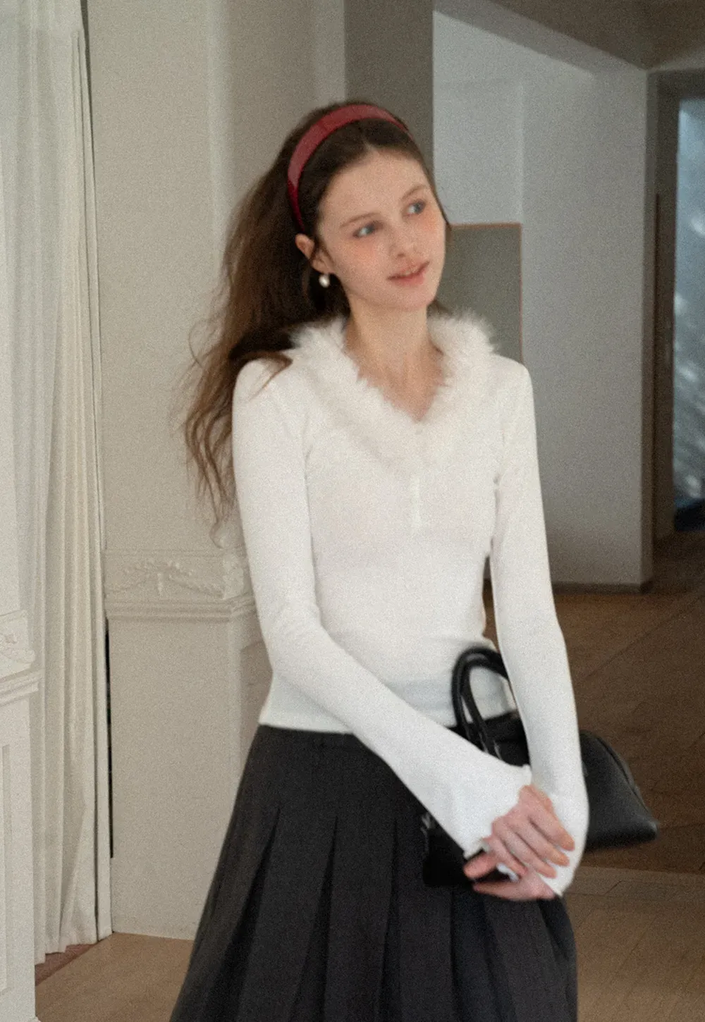 fluffy collar long sleeve top with flared cuffs