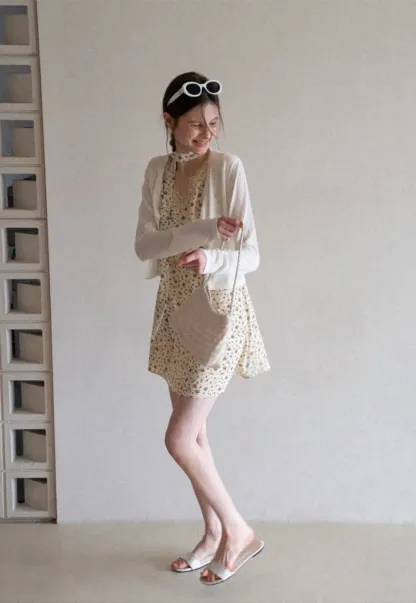 Lightweight Long Sleeve Cropped Knit Top