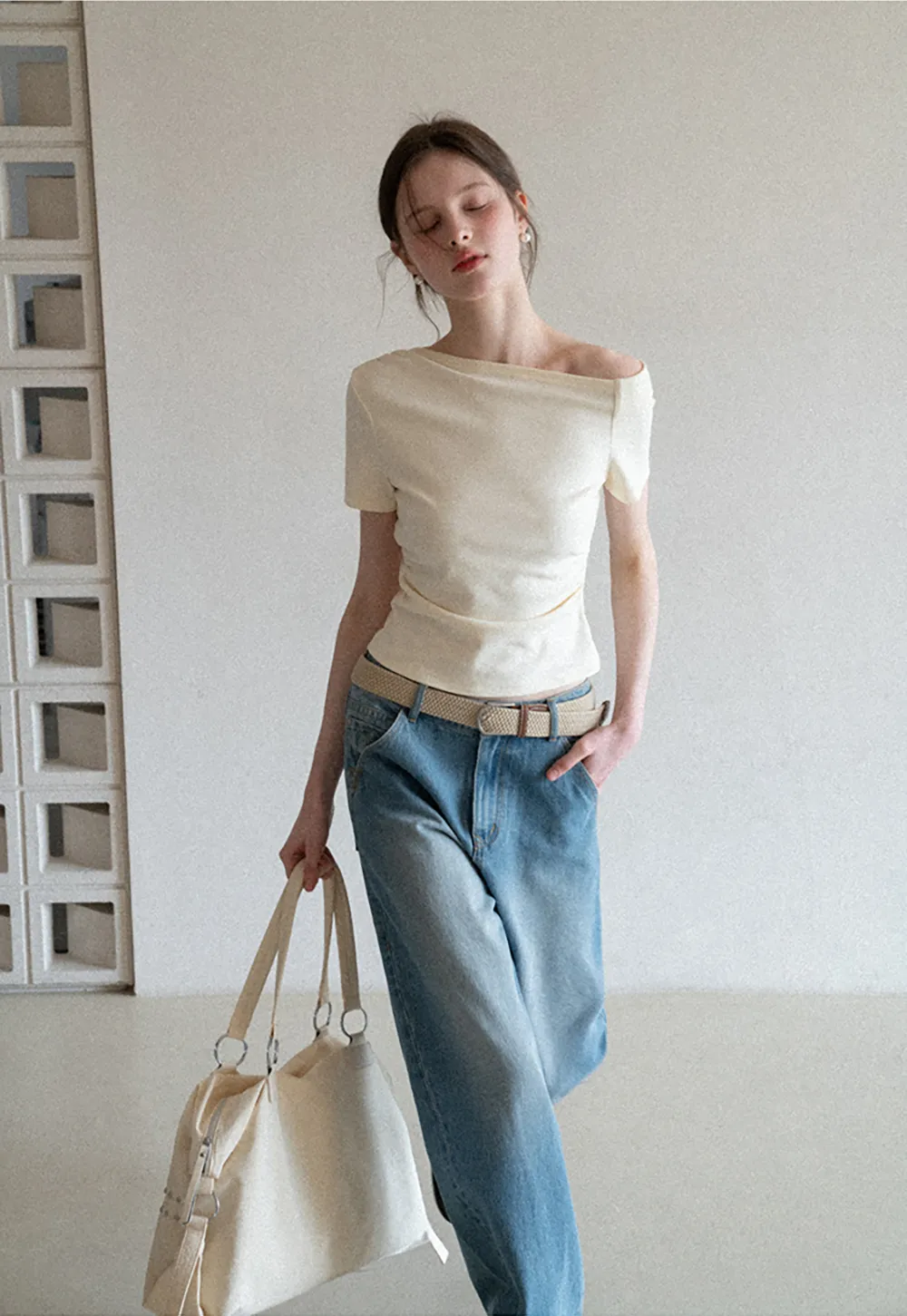 Off shoulder short sleeve fitted t shirt