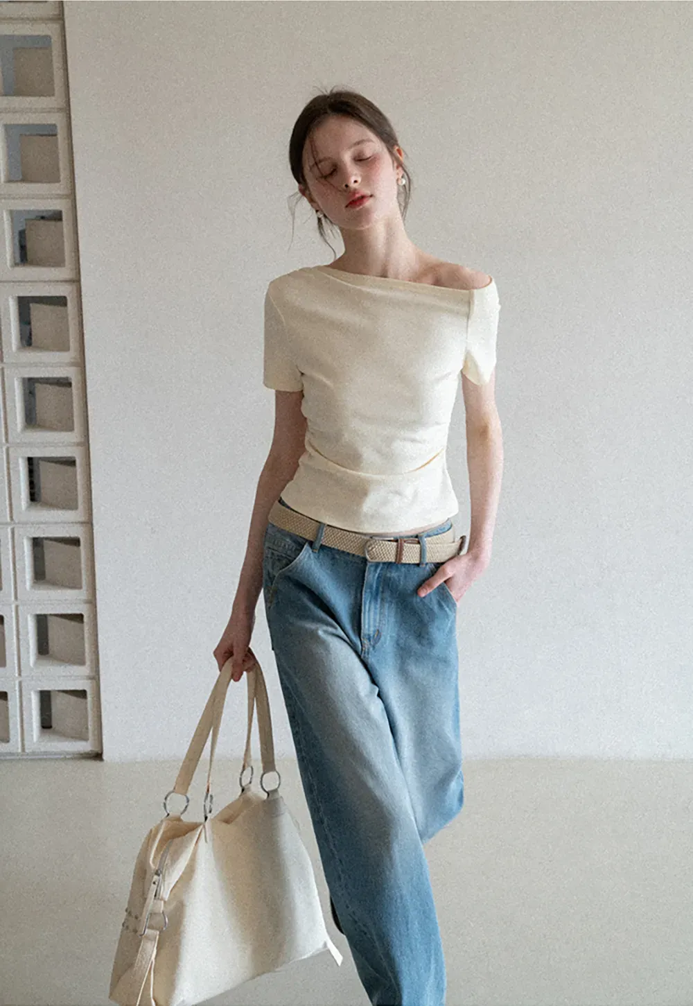 Off shoulder short sleeve fitted t shirt