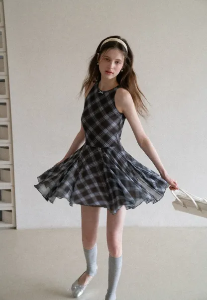 Plaid sleeveless dress with flared skirt