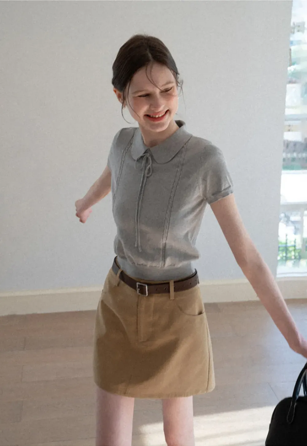 Short Sleeve Knit Top with Collar and Drawstring