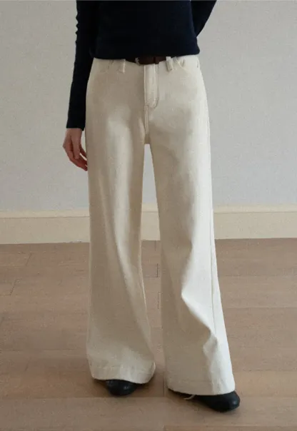 Wide Leg Denim Jeans with Belt Loop