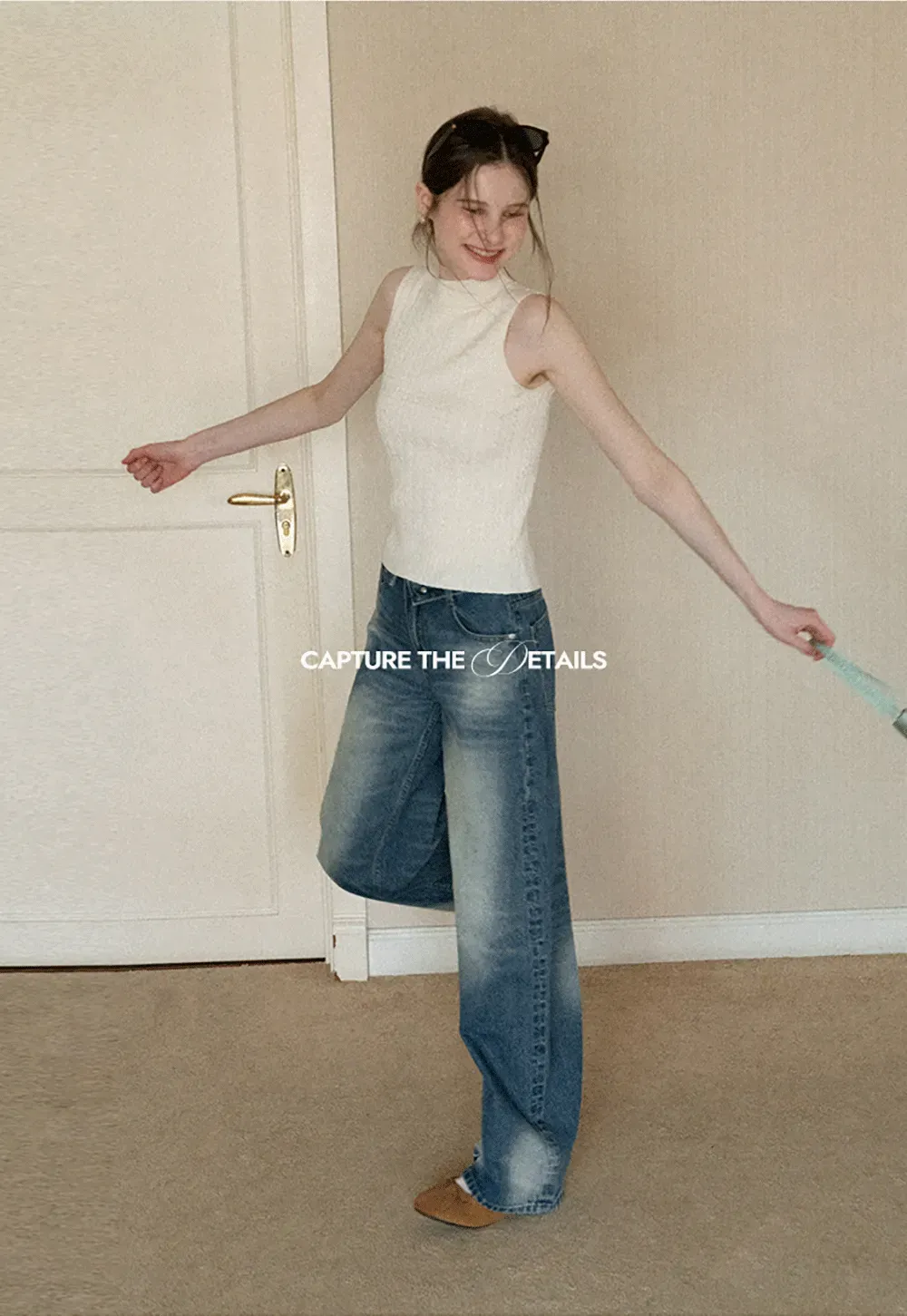 Wide leg high waist denim jeans with faded wash design