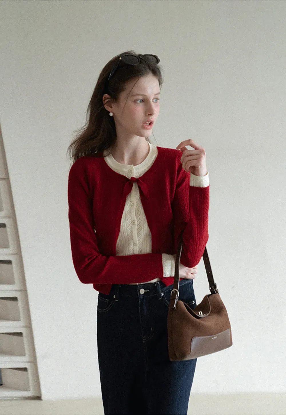 Elegant Knit Cardigan with Bow Detail and Ribbed Texture