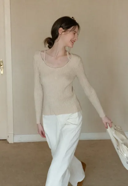 Wide leg high waist denim jeans with belt loop design