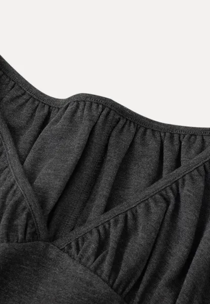 V neck long sleeve top with ruched detail