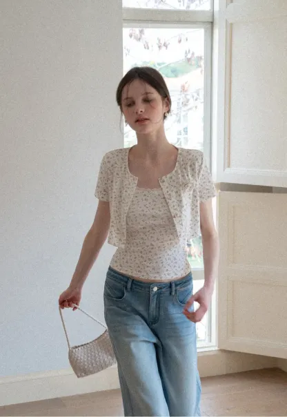 Short sleeve floral print top and tank top set