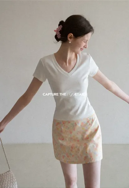 Floral Print Mini Skirt with Fitted Waist