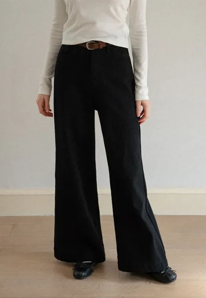 Wide Leg Denim Jeans with Belt Loop