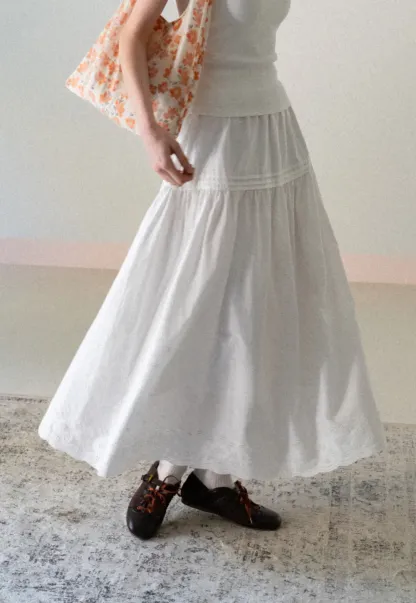 Tiered A-line Midi Skirt with Pleated Detail