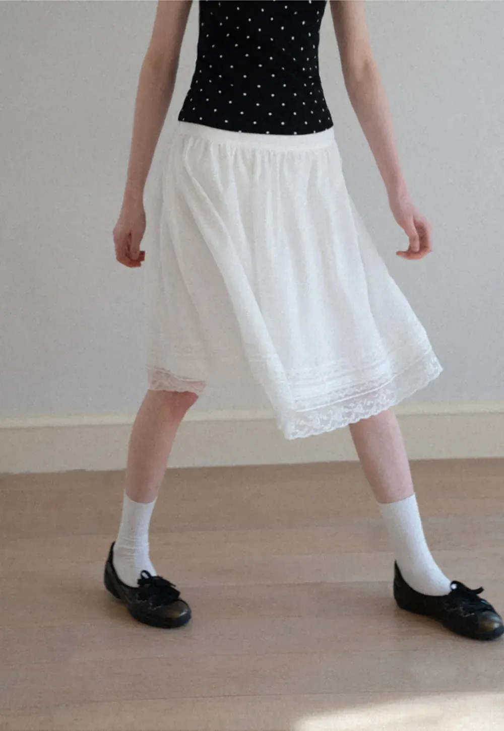 Lace Trimmed Pleated Midi Skirt