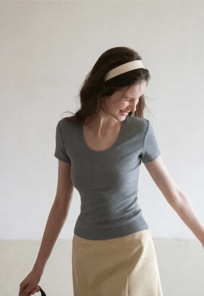 Short Sleeve Crop Top with Back Buttons