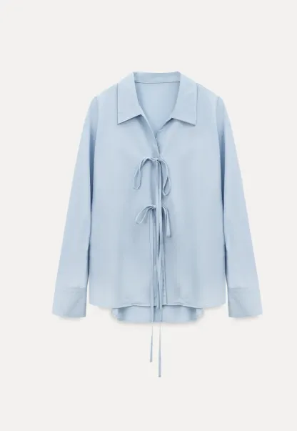 Long sleeve shirt with front tie detail