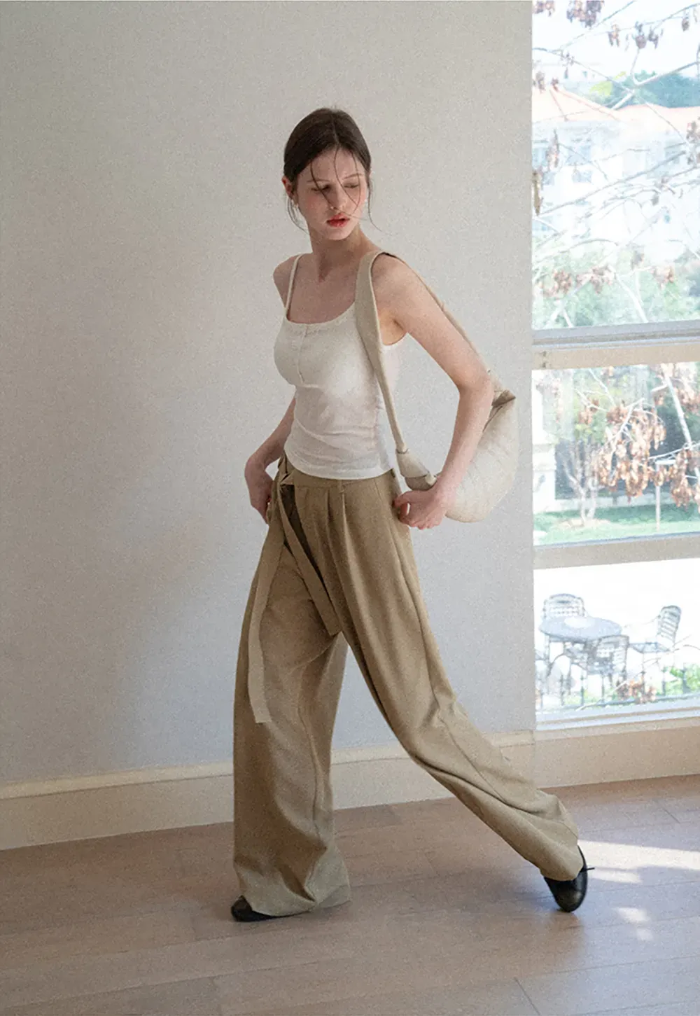 Wide leg casual pants with waist tie