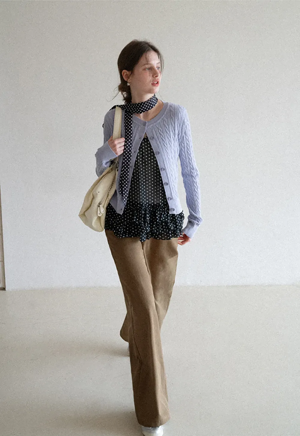 Wide leg casual pants with front pockets and relaxed fit