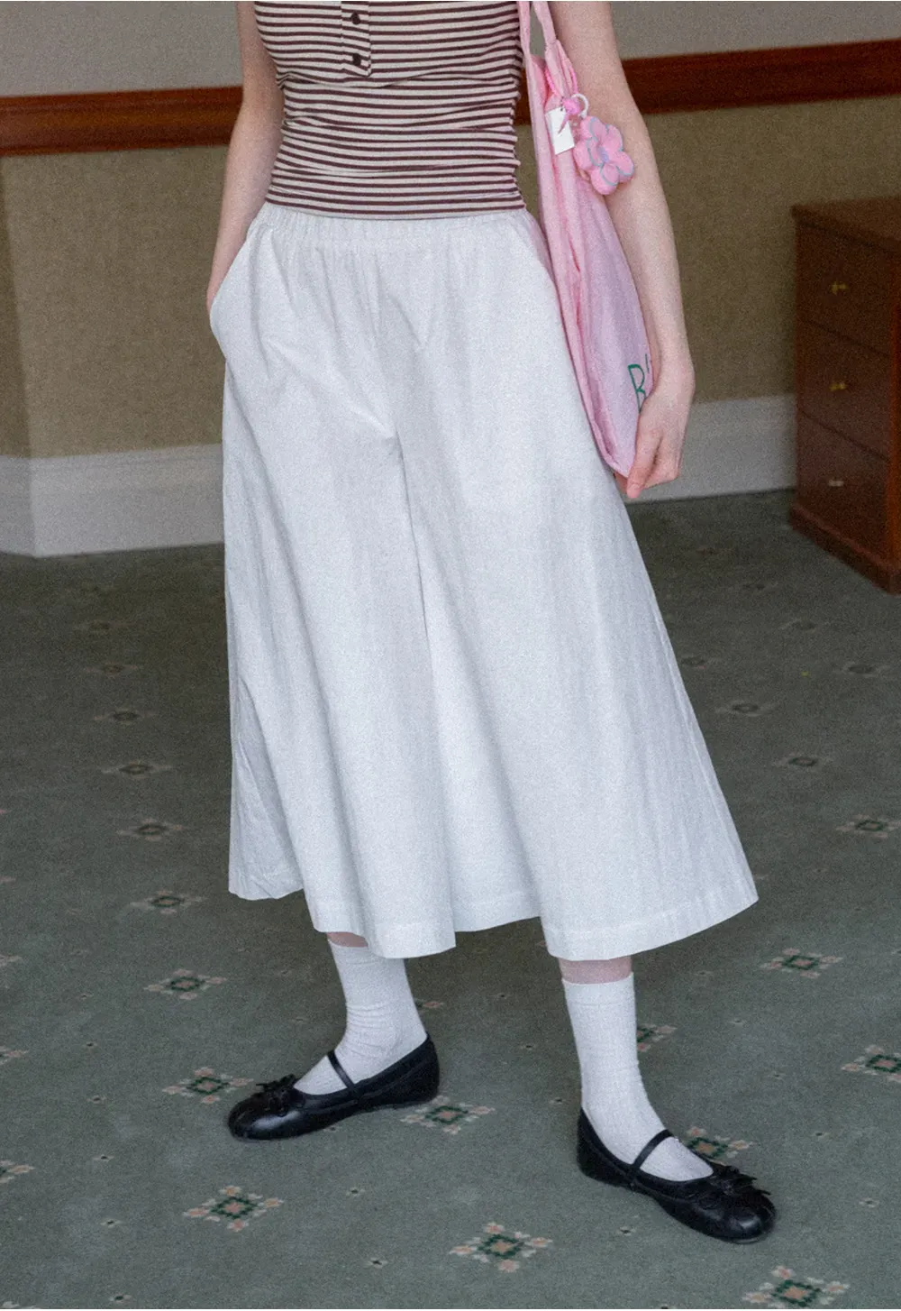 Wide Leg Cropped Casual Pants with Elastic Waist