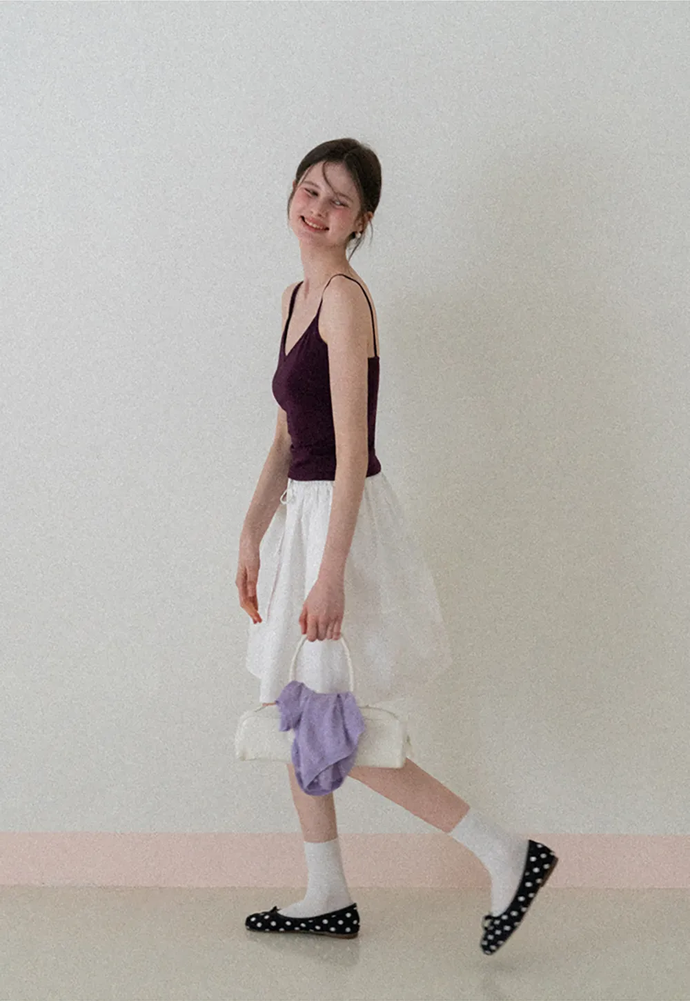 V neck thin strap fitted tank top