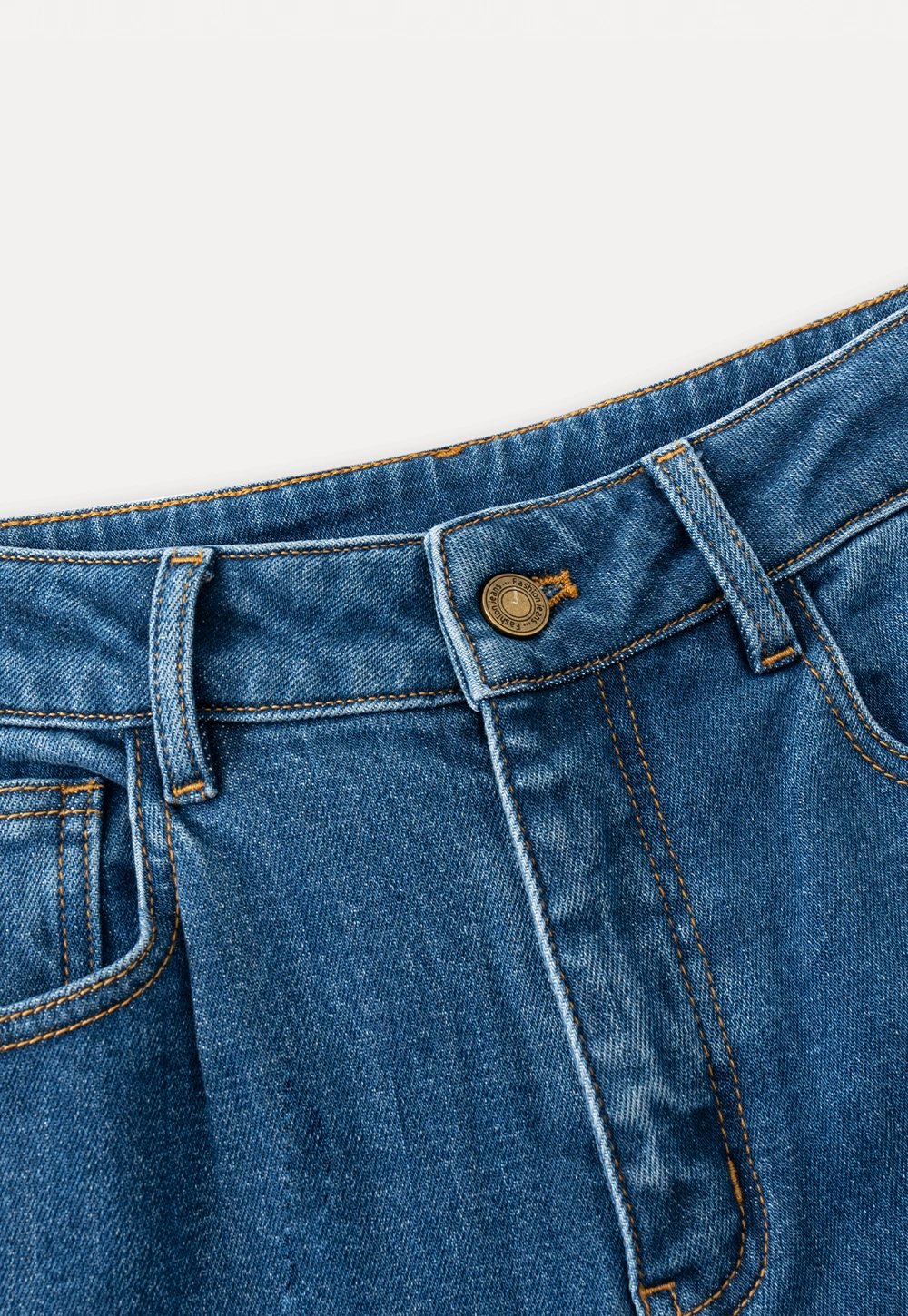 Chic Blue Wide-Legged High-Rise Jeans