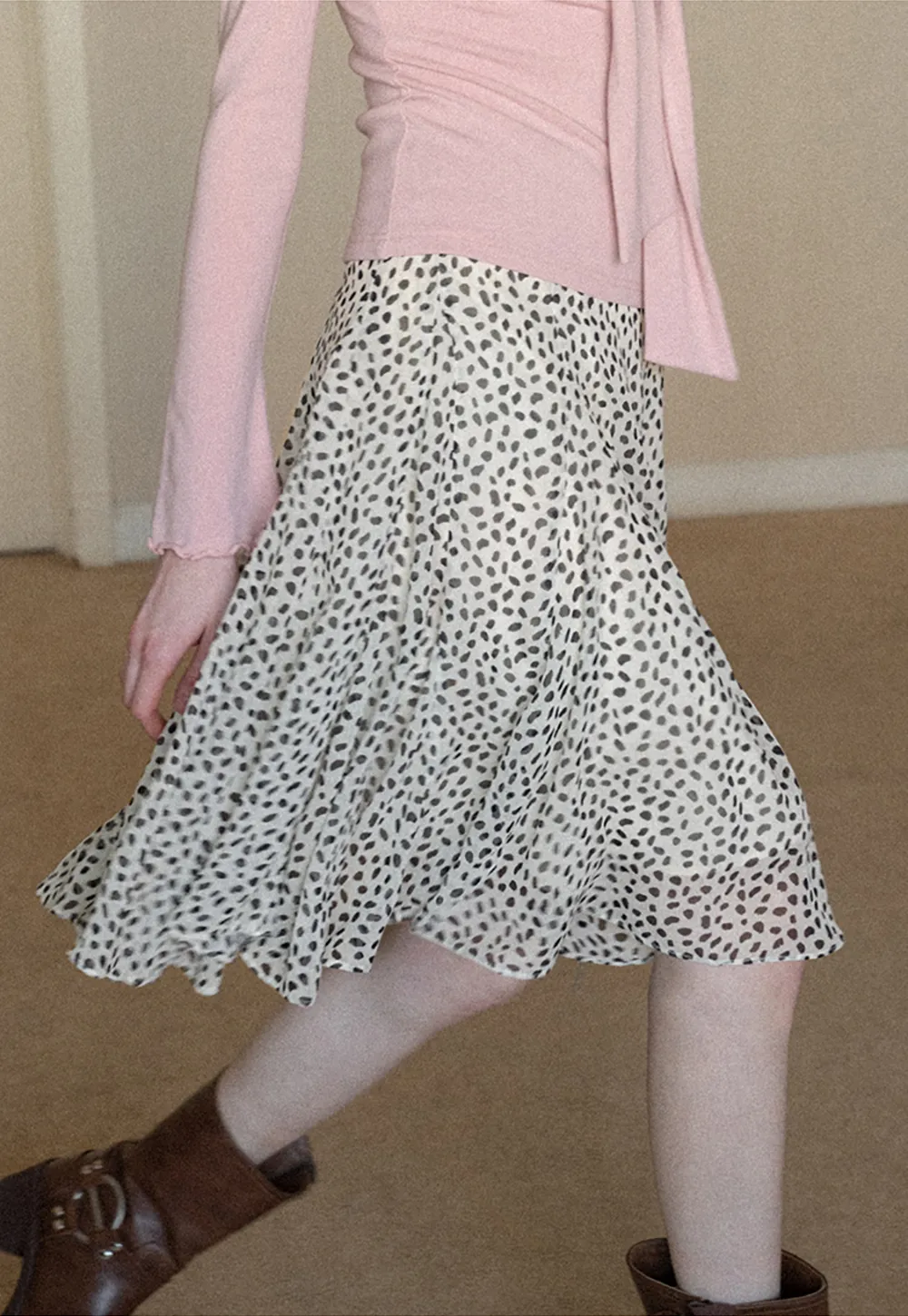 Flowing hem leopard print skirt with ruffle details