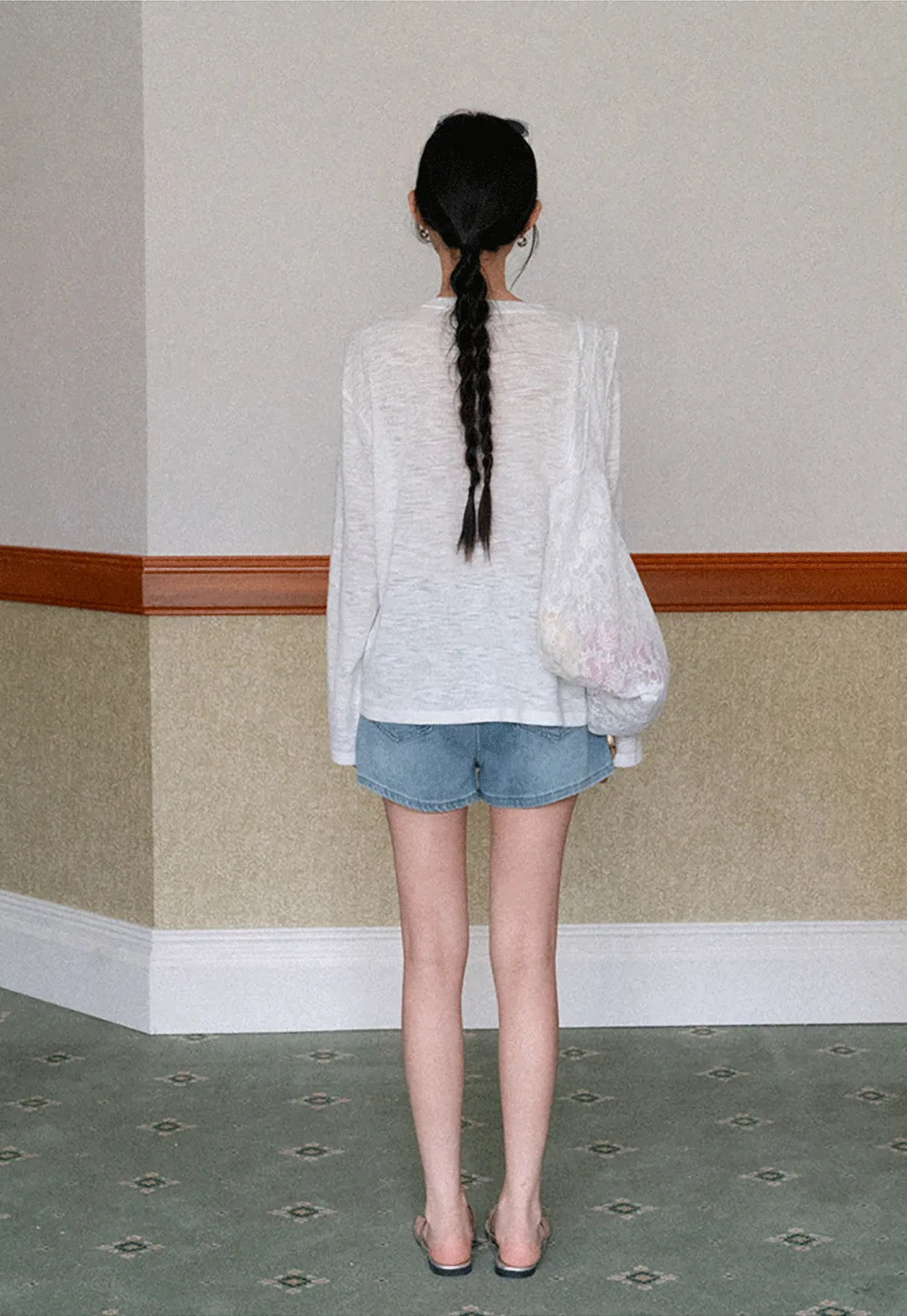 Long sleeve T shirt with starfish embroidery