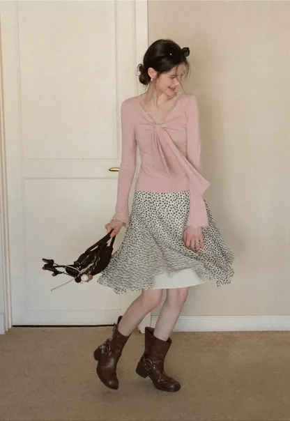 Elegant V Neck Long Sleeve Top with Bow Detail