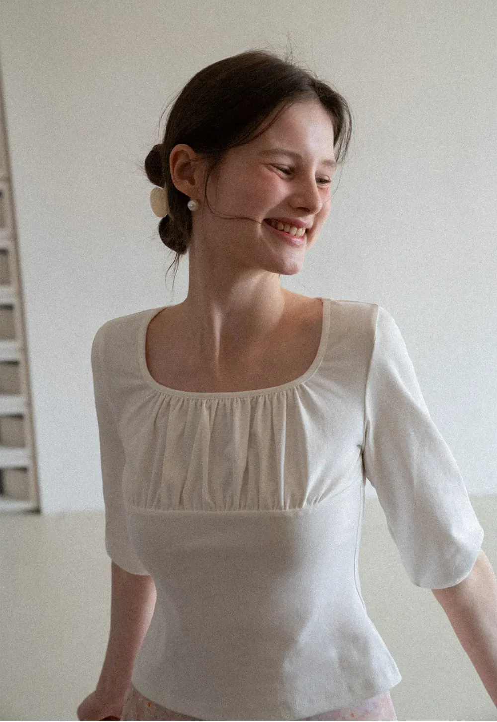 Square neck short sleeve top with gathered detail