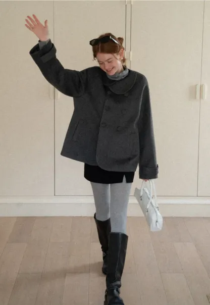Elegant Wool Jacket for Women Simple Design Warm Coat