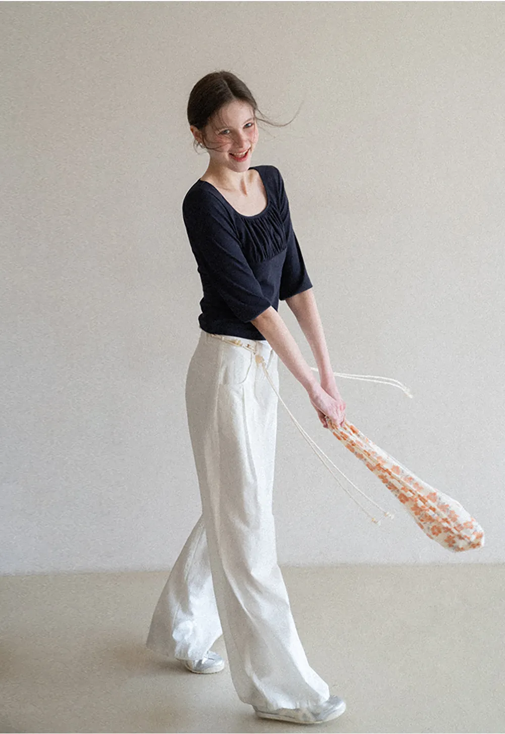 Square neck short sleeve top with gathered detail