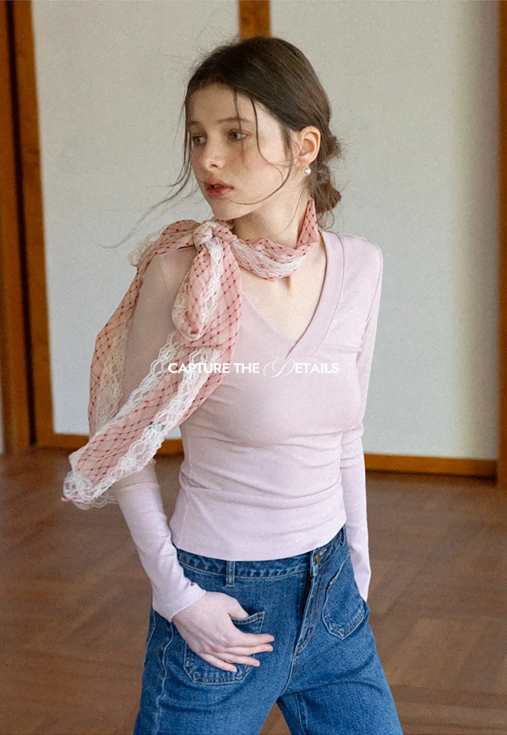 Long sleeve crew neck t shirt with fitted cut