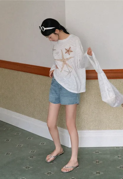 Long sleeve T shirt with starfish embroidery
