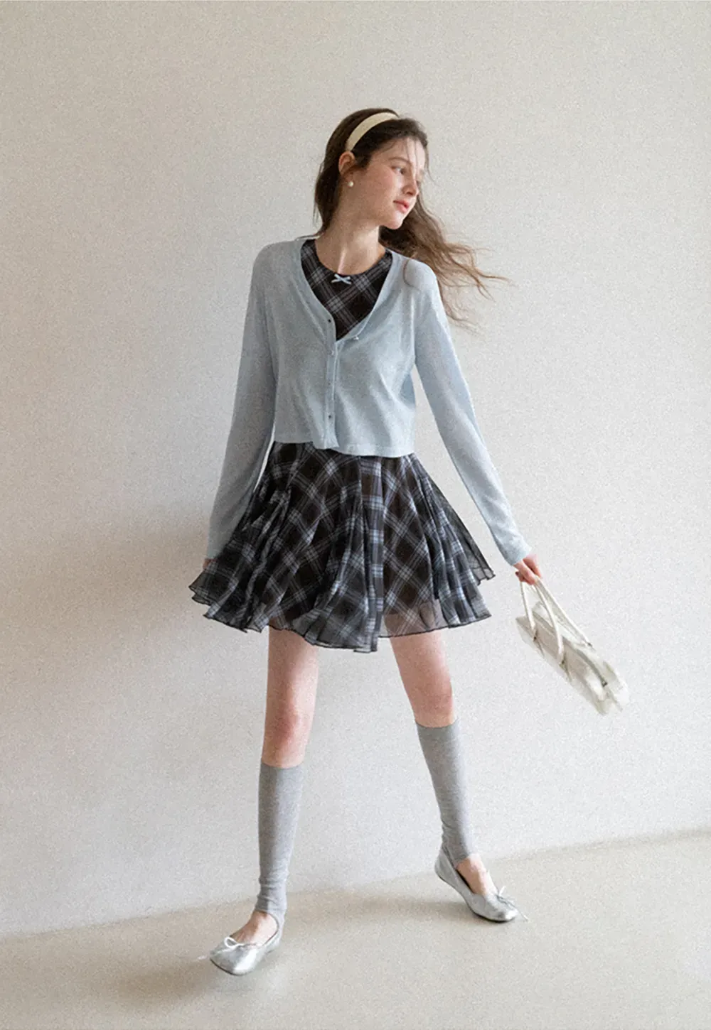 Lightweight Long Sleeve Cropped Knit Top