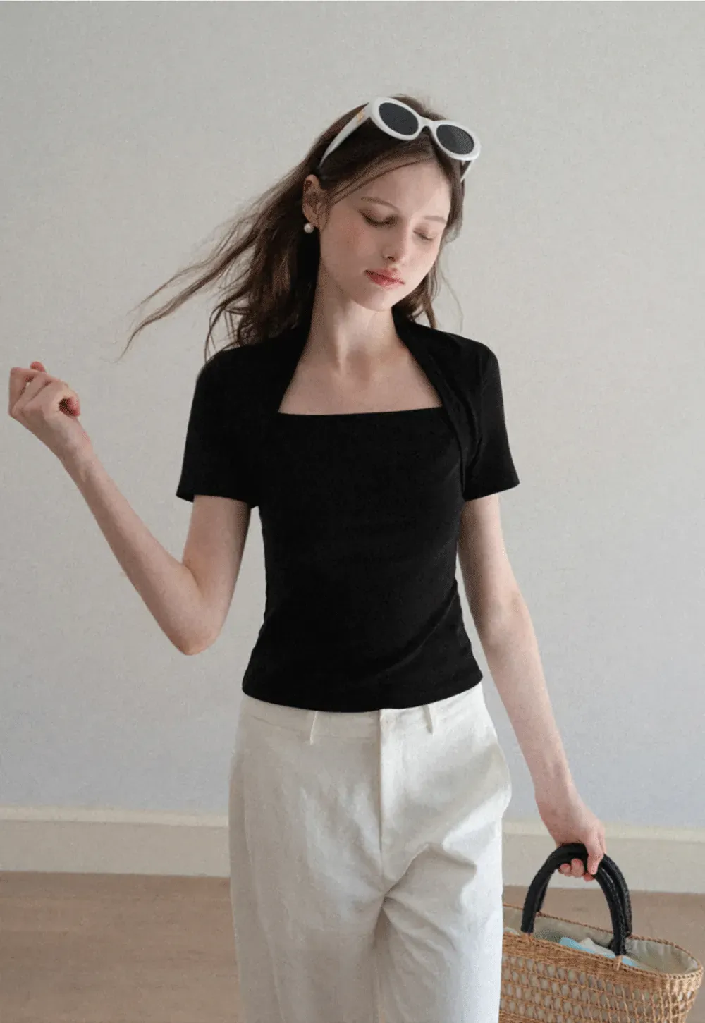 Square neck short sleeve fitted top
