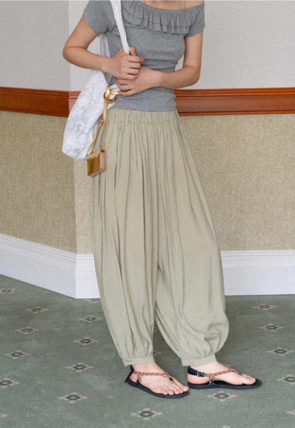 Loose Fit Elastic Waist Wide Leg Pants