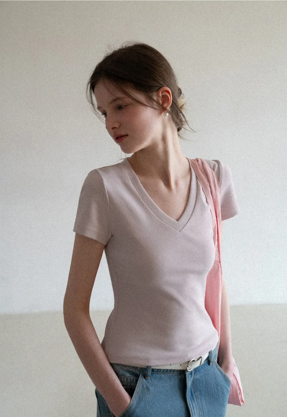 V neck short sleeve knit t shirt