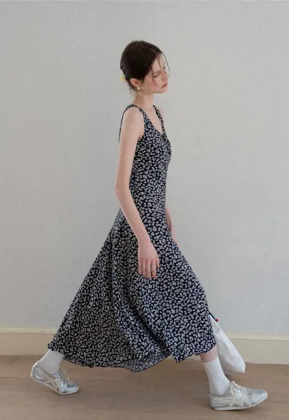 Floral Print Sleeveless Midi Dress with V Neck