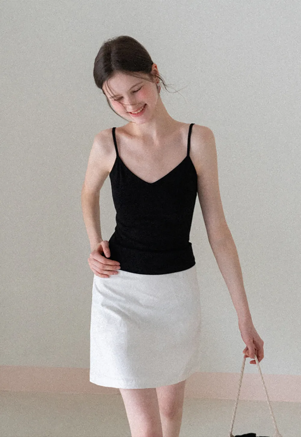 V neck thin strap fitted tank top