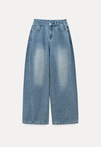 Wide leg denim jeans with high waist design