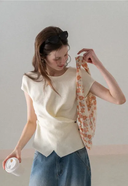 Lightweight Knit Top with Asymmetrical Hem