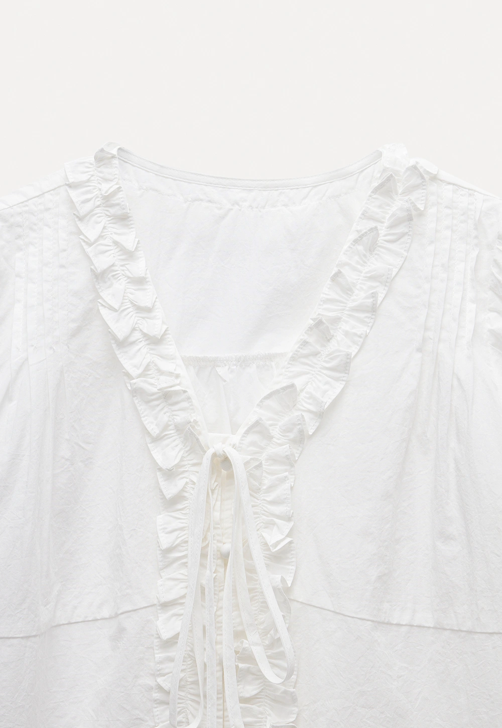 Women's Ruffle Trim Puff Sleeve Blouse