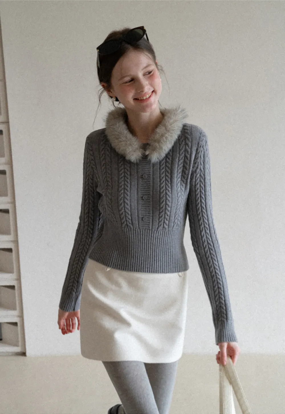 Cable Knit Sweater with Fur Collar Design