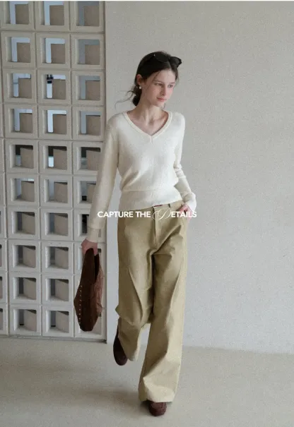 V Neck Knit Sweater with Layered Collar Design